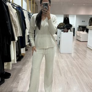 3801 - Knitted Set with Rhinestone Details (4 colours)
