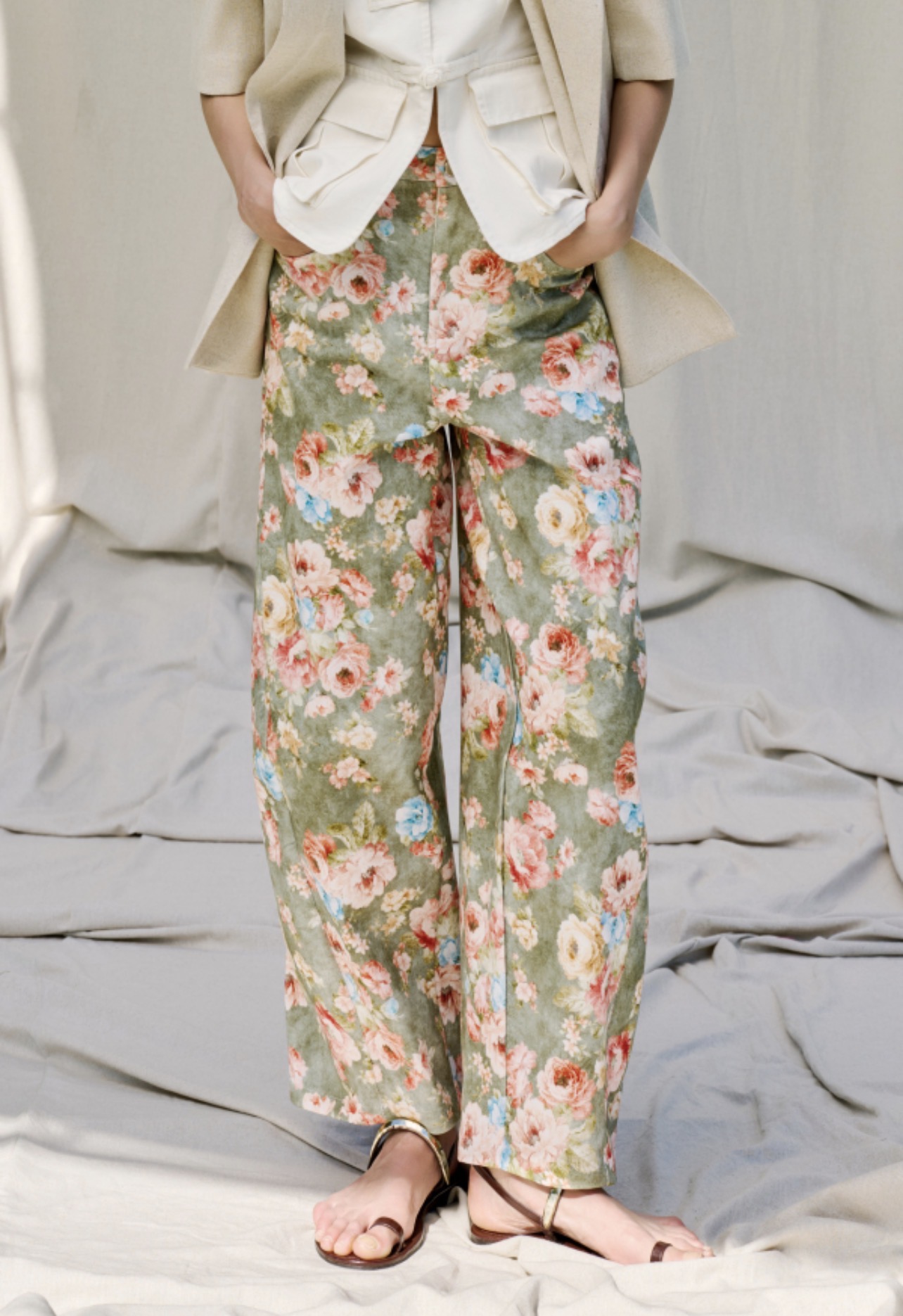0409 - Lumina Floral Print pant