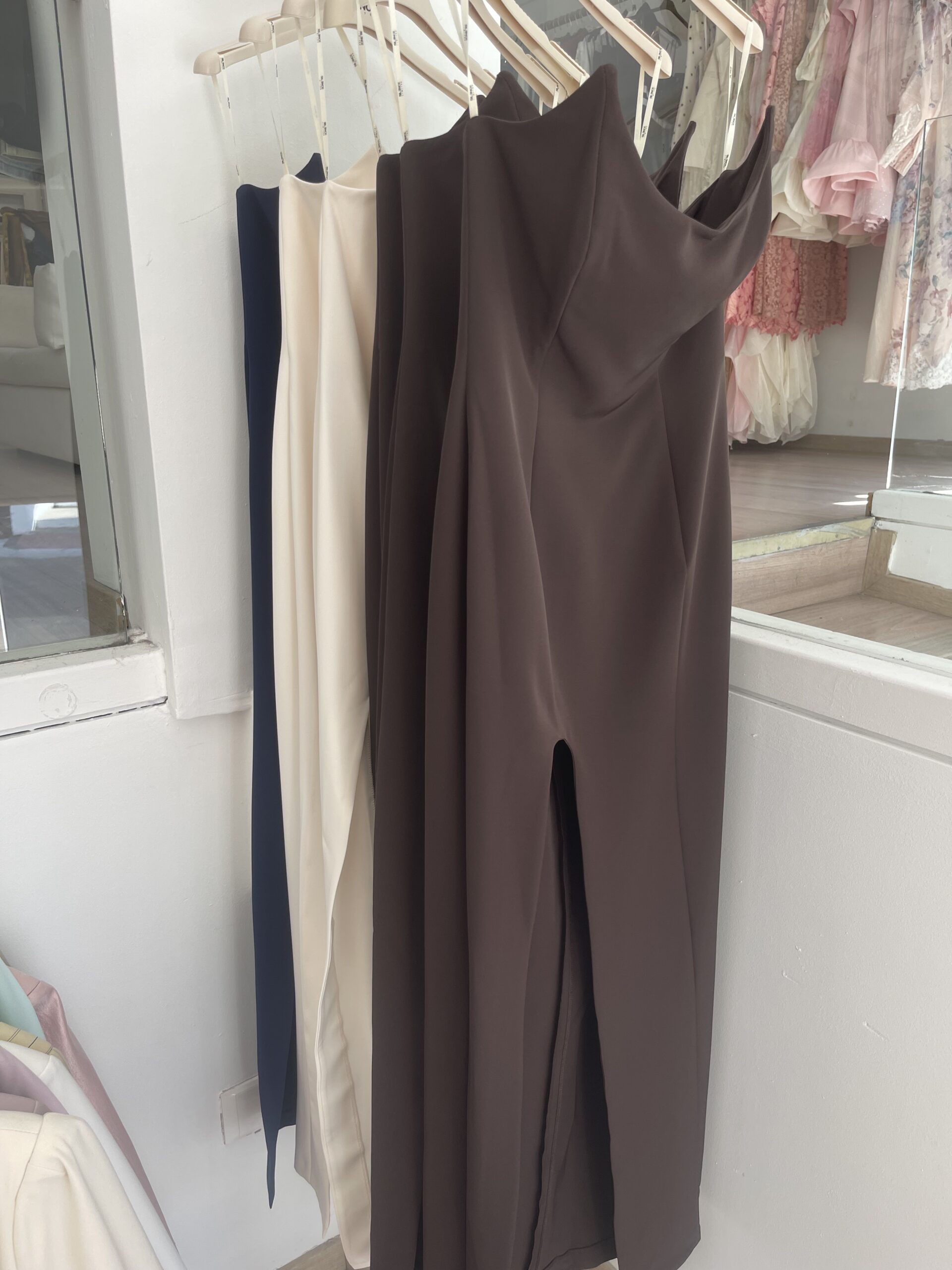 S0028 - dark brown dress - Image 5